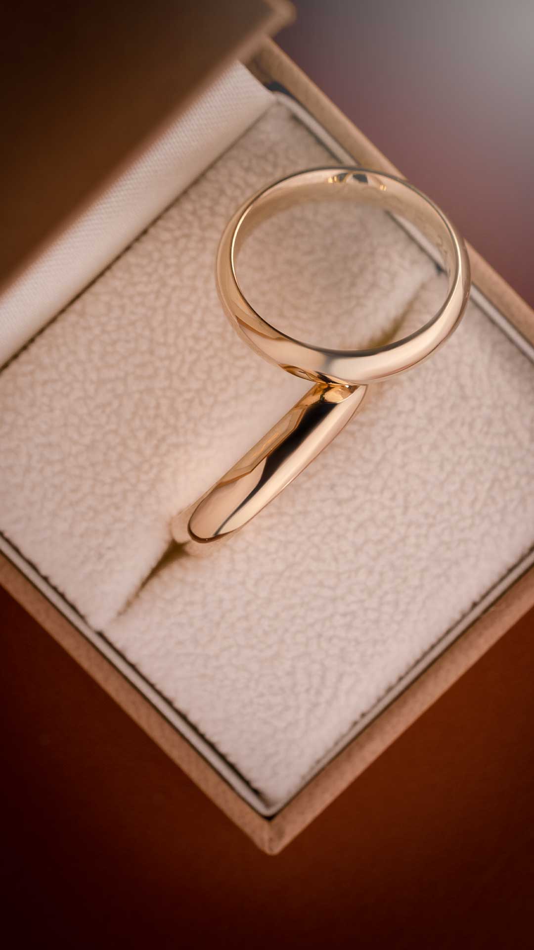 Zlatara-as-basic-burme-a204-web Zlatara as muška burma b204 zlatara as basic burme a204 web muška burma b204 od žutog zlata, 4mm širine, anatomska