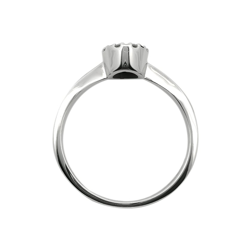 Zlatara as verenički prsten od zlata ili platine, iz memory kolekcije, model k186 sa dragim kamenom plavim safirom, kružnog oblika, težine oko 0,1ct, dimenzija oko 3mm. U oreol prstena ugrađeno je 8 dijamanata, težine 0,08ct. Mogućnost ugradnje: laboratorijski dijamant, mojsanit, moissanite Zlatara as verenički prsten od zlata ili platine, iz memory kolekcije, model k186 sa dragim kamenom plavim safirom, kružnog oblika, težine oko 0,1ct, dimenzija oko 3mm. U oreol prstena ugrađeno je 8 dijamanata, težine 0,08ct. Mogućnost ugradnje: laboratorijski dijamant, mojsanit, moissanite