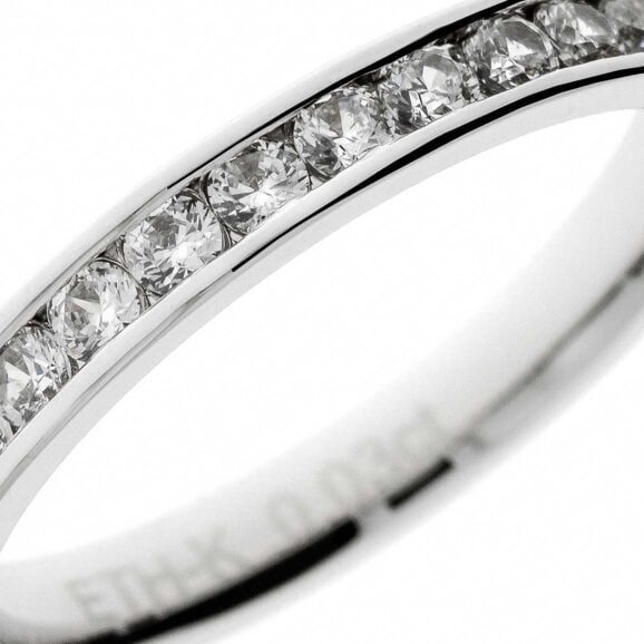 Raskošna burma s kamenjem iz kolekcije eternity, model 003-eth-kanal, od belog zlata ili platine