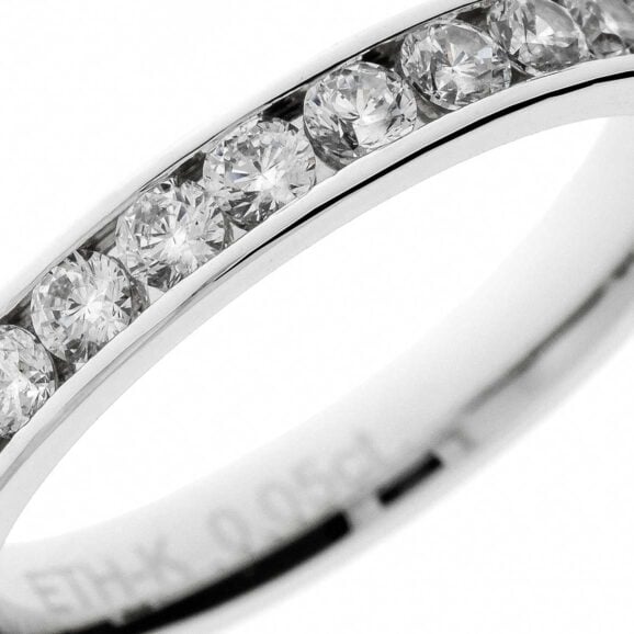 Raskošna Burma s kamenjem iz Kolekcije Eternity, Model 005-ETH-KANAL, od belog zlata ili platine