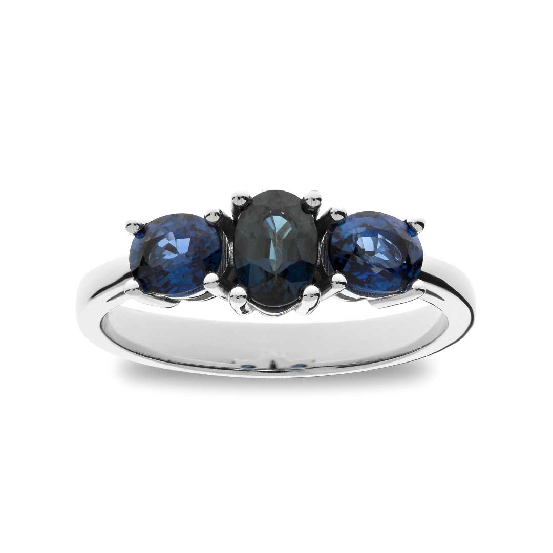 Zlatara-as-verenički-prsten-b288-plavi-safir Zlatara as prsten kk288 sa safirom zlatara as verenicki prsten b288 plavi safir prsten kk288 sa safirom prsten od zlata, tristone stila, sa tri plava safira, ukupne karataže 1,49ct