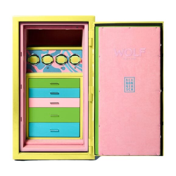 Zlatara AS i WOLF1834 predstavljaju saradnju između WOLF i BEA BONGIASCA, sef Atlas sa 4 navijača za satove, za čuvanje nakita i satova