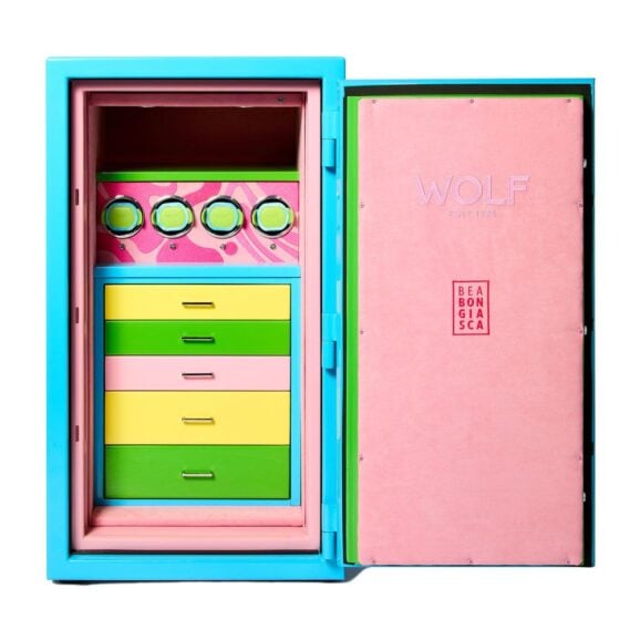 Zlatara AS i WOLF1834 predstavljaju saradnju između WOLF i BEA BONGIASCA, sef Atlas sa 4 navijača za satove, za čuvanje nakita i satova