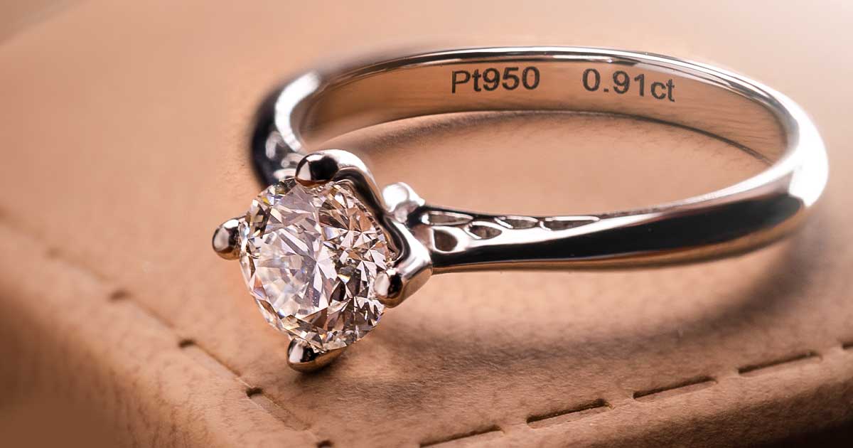 Zlatara AS Verenički prsten sa Mojsanitom. Moissanite kamen sa najviše sjaja.