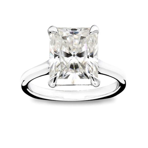 Zlatara AS Verenički prsten od belog zlata sa centralnim kamenom mojsanitom emerald brusa, model K463